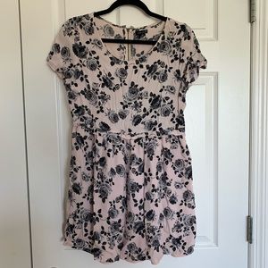 Floral F21 Dress - Offers Welcome 🧡